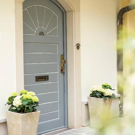 Haus Im Schlossergaesschen Baden bei Wien Esterno foto